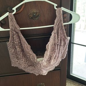 Violet/mauve lace bra with underwire and no padding. 42DD.